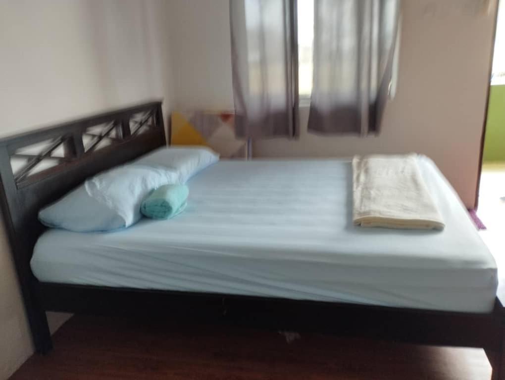D'Tanjung Roomstay, Pekan Pahang Esterno foto