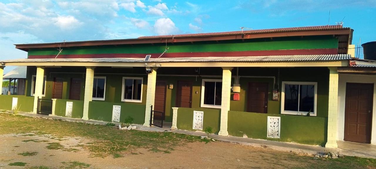 D'Tanjung Roomstay, Pekan Pahang Esterno foto